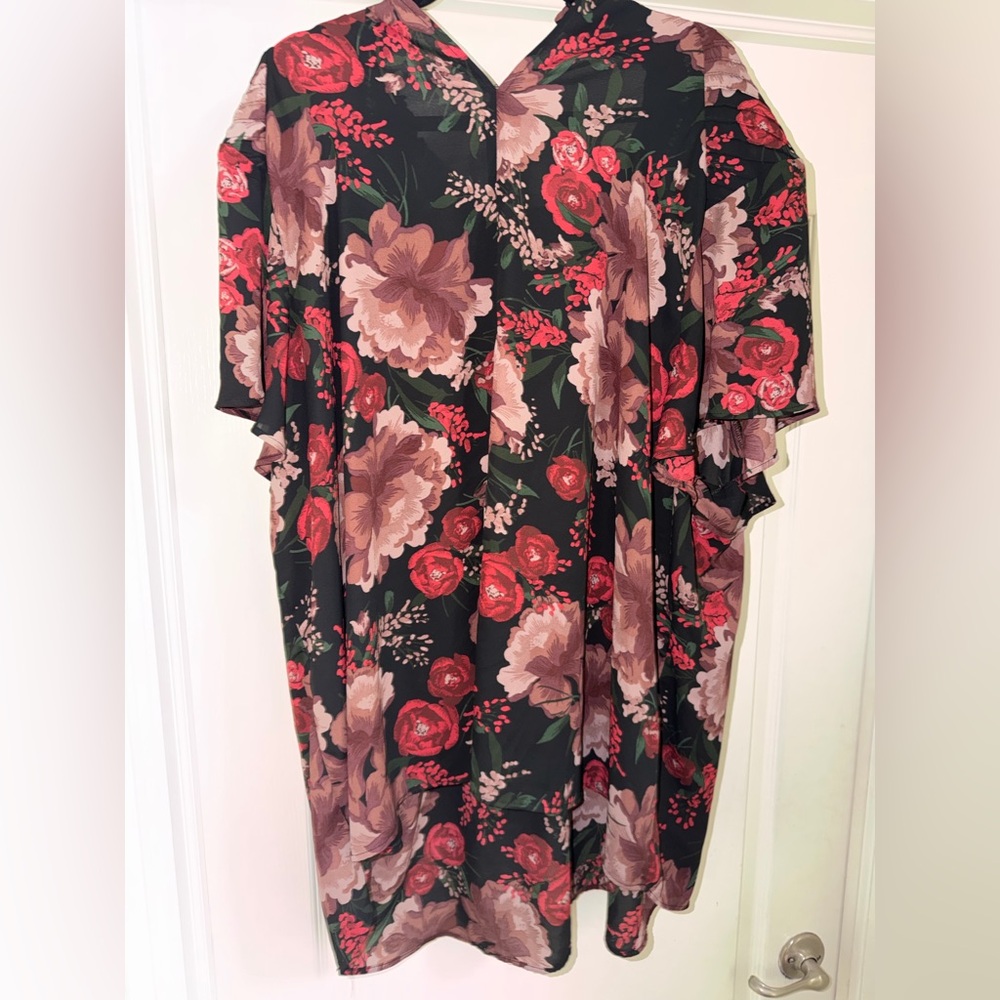 Torrid Black and Red Floral Blouse - Picture 3 of 3